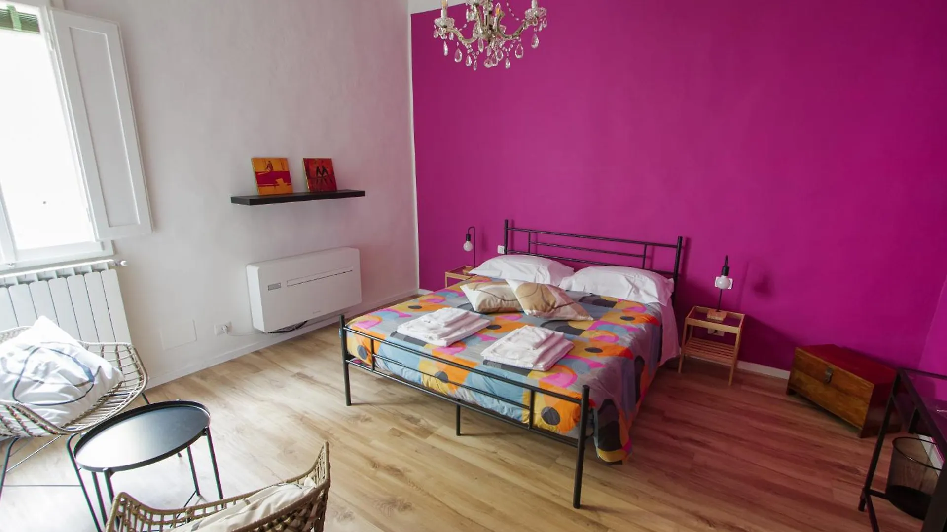 Santa Croce Rainbow Apartment Florence Italy