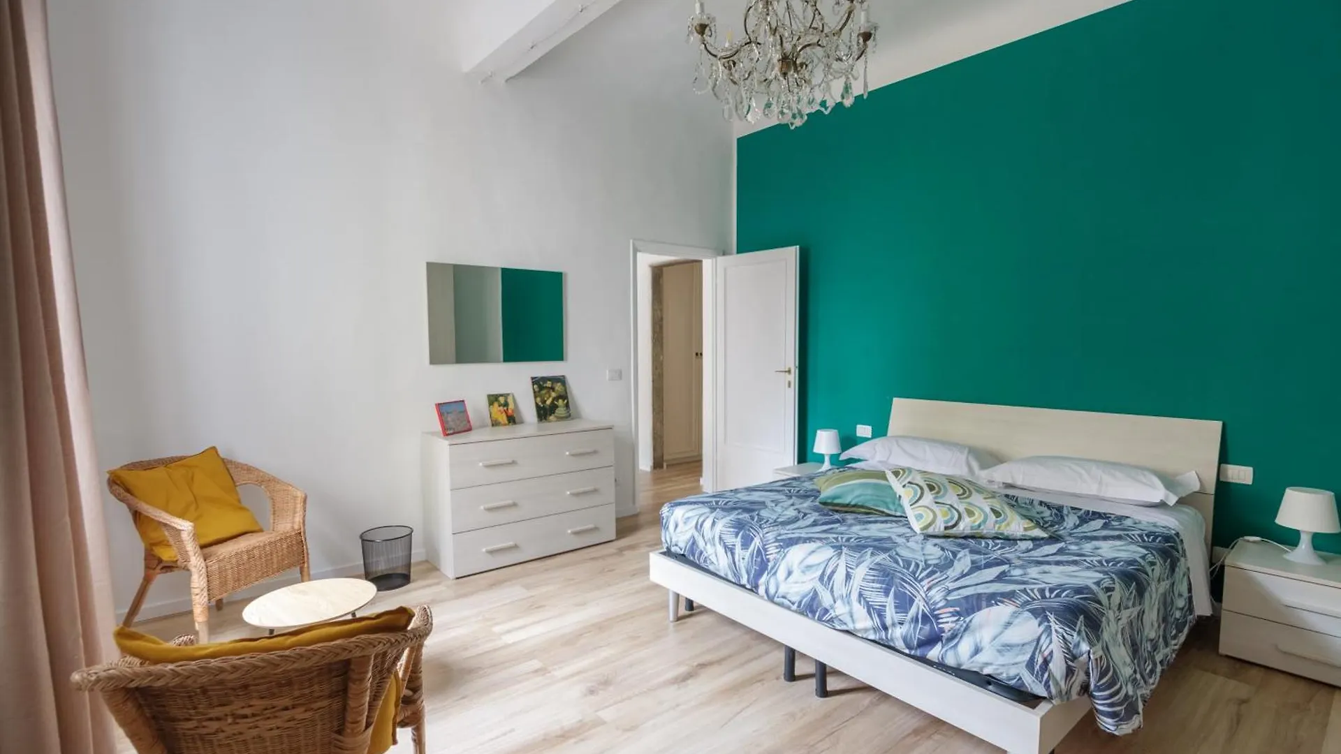 Santa Croce Rainbow Apartment Florence 0*,  Italy