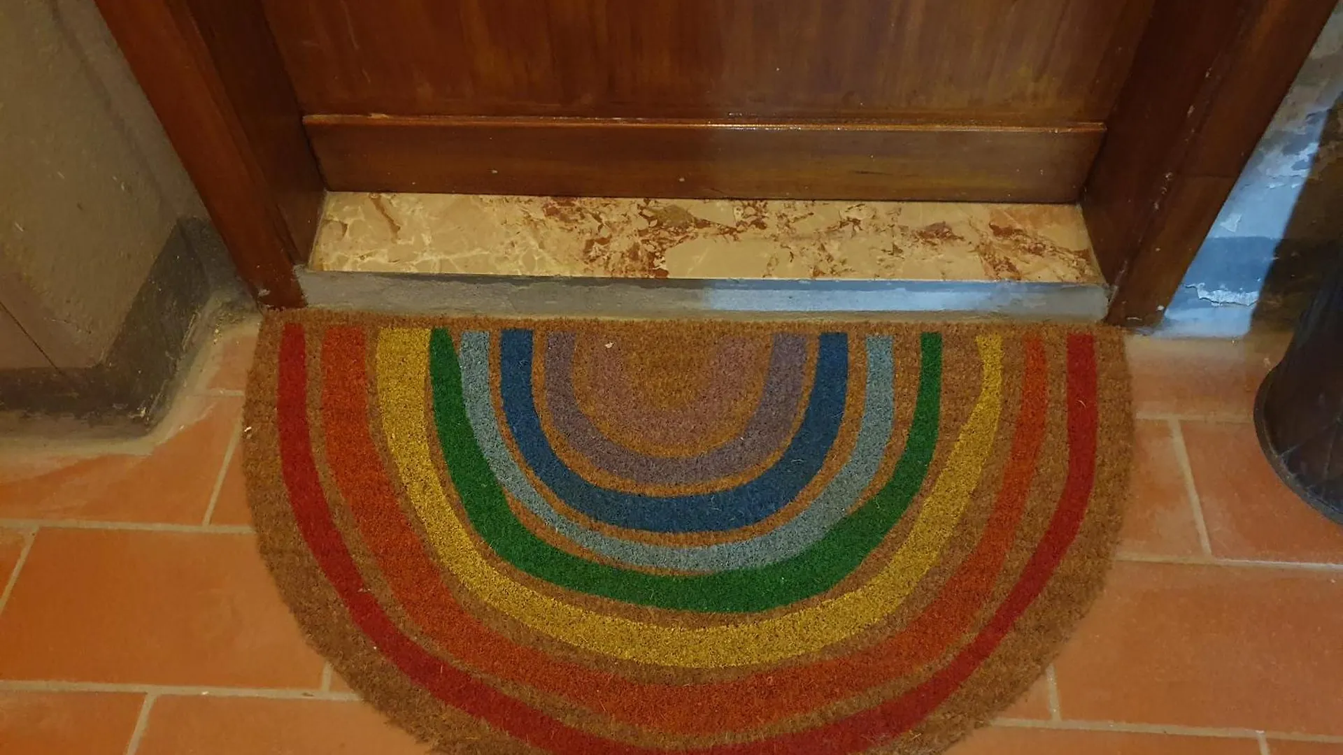 Santa Croce Rainbow Apartment Florence Italy